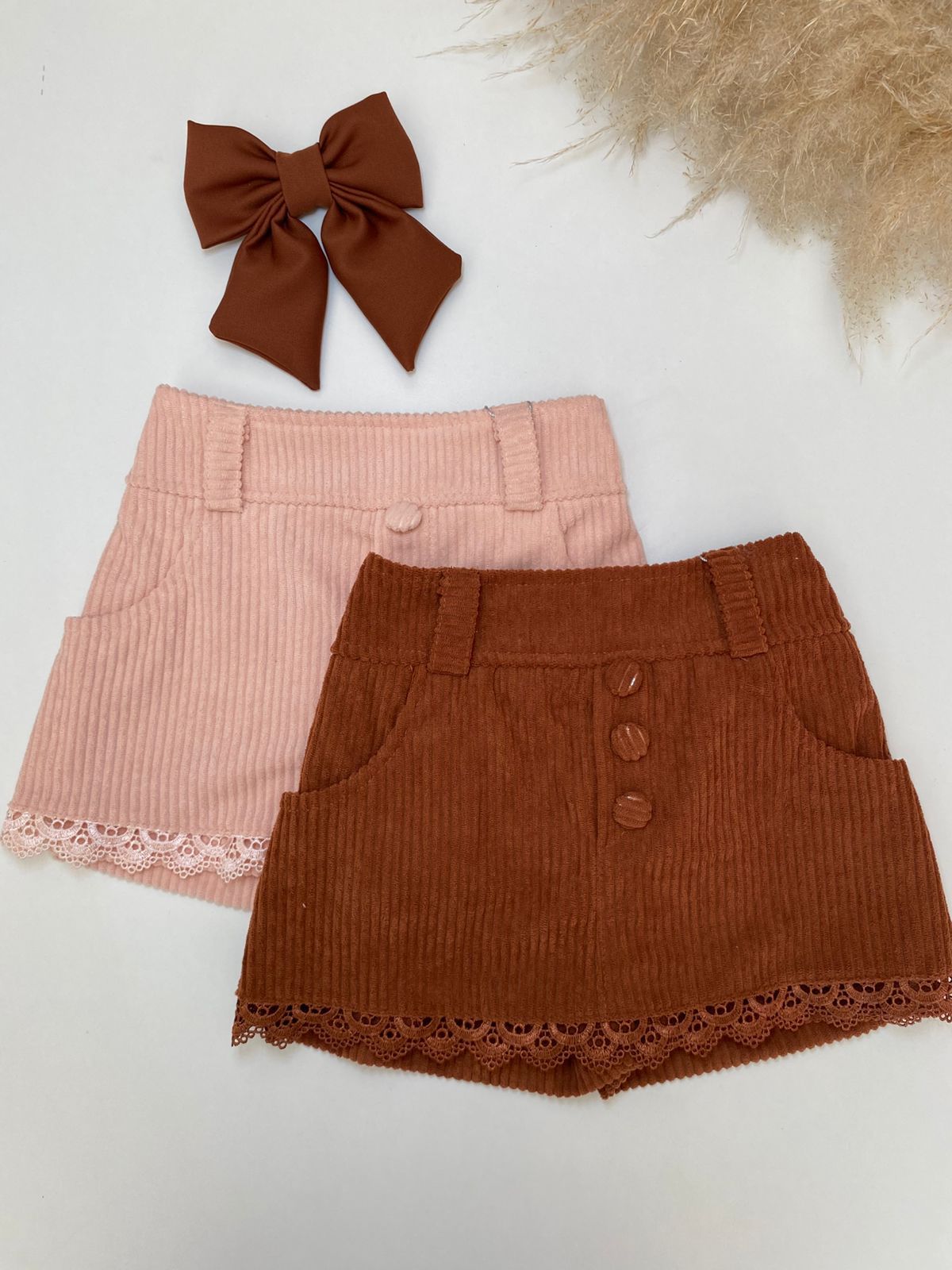Short Saia Cotelê Babado